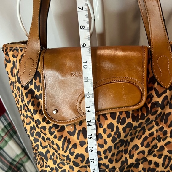 Ralph Lauren Cheetah Print Shoulder Bag - Picture 2 of 9